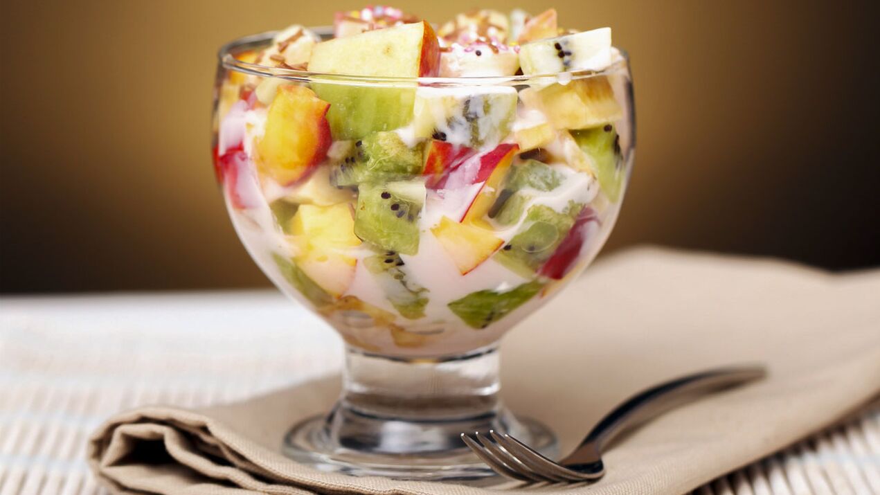 salade de fruits dans un régime préféré